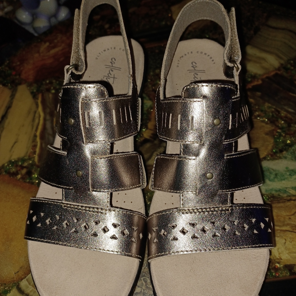 Clark's Lexi Qwin metallic sandals Size 9 1/2 Narrow